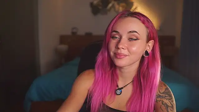 Sarah Pink online show from 04/30/26, 02:34