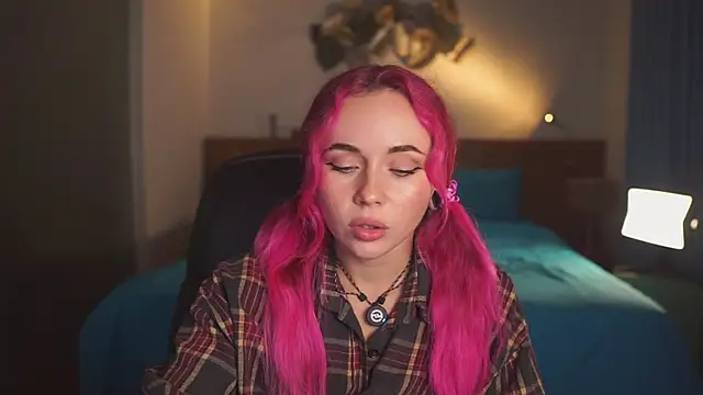 Sarah Pink online show from 05/09/26, 02:33