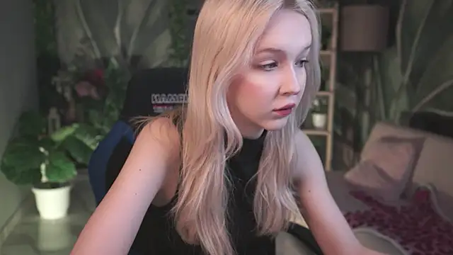 MaoqiBeverly online show from 02/19/26, 05:53