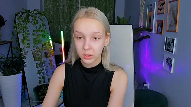 MaoqiBeverly online show from 03/27/26, 05:24