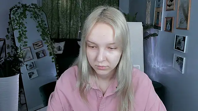 MaoqiBeverly online show from 04/04/26, 03:49