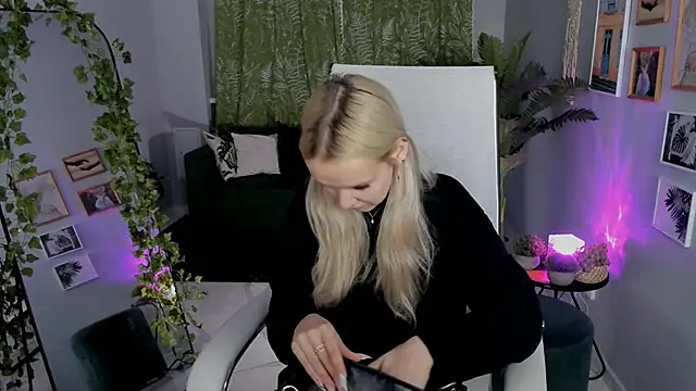 MaoqiBeverly online show from 05/09/26, 01:27
