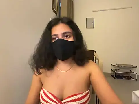 Snapshot of Anna_girl22 chatting on 04/09/26, 03:50 Anna girl22 online show from 04/09/26, 03:50