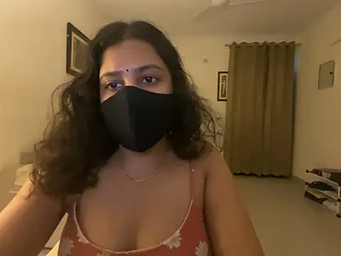 Snapshot of Anna_girl22 chatting on 07/02/26, 04:02 Anna girl22 online show from 07/02/26, 04:02