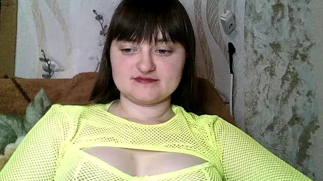 Snapshot of LuckyLust15 chatting on 02/14/26, 09:22 LuckyLust15 online show from 02/14/26, 09:22