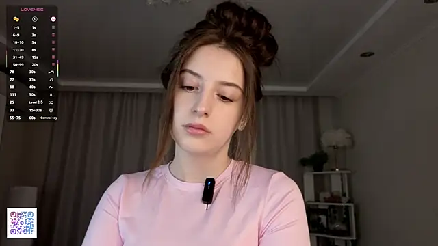 LeanneDinkle online show from 04/19/26, 05:07