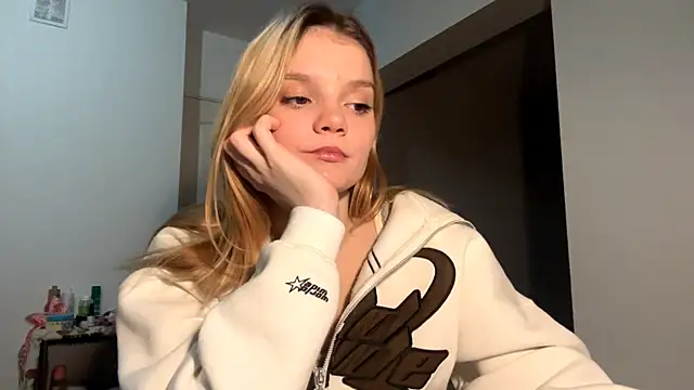 Tiffany Muse online show from 02/12/26, 11:00