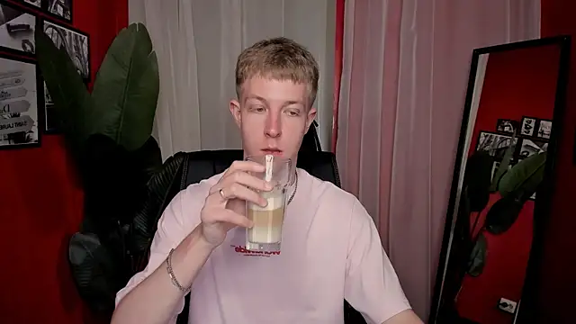 Dylan Norton online show from 07/09/26, 10:30