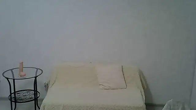 Snapshot of Opaldream chatting on 06/22/26, 08:17 Opaldream online show from 06/22/26, 08:17