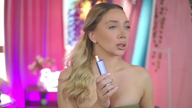 Snapshot of NadyaBlue chatting on 03/02/26, 07:15 NadyaBlue online show from 03/02/26, 07:15