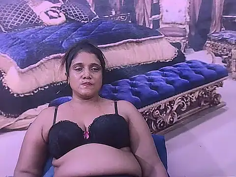 IndianSexyLady20 online show from 02/18/26, 09:00