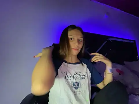 alison parkerr26 online show from 02/07/26, 03:32