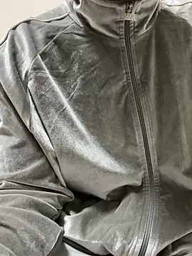 Snapshot of K0U-123 chatting on 02/25/26, 06:39 K0U-123 online show from 02/25/26, 06:39