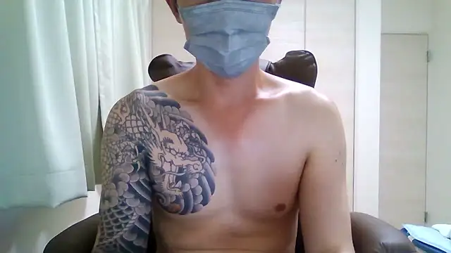 Snapshot of K0U-123 chatting on 06/19/26, 02:10 K0U-123 online show from 06/19/26, 02:10