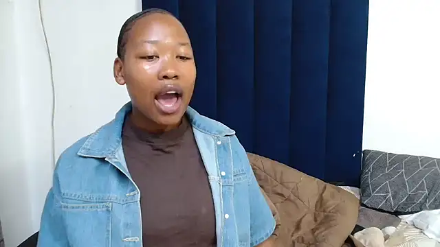 Snapshot of Lissa_27 chatting on 03/01/26, 05:04 Lissa 27 online show from 03/01/26, 05:04