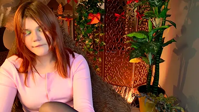 Snapshot of EllieFoxy chatting on 03/02/26, 05:08 EllieFoxy online show from 03/02/26, 05:08