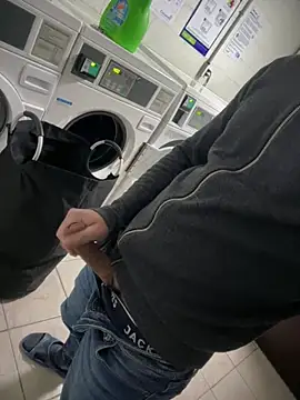 johnwickdhb970210 online show from 02/09/26, 06:12