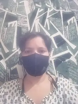 RoxyQueenX online show from 04/18/26, 06:12