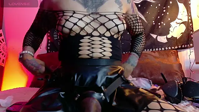 Snapshot of MadLustt chatting on 03/01/26, 02:19 MadLustt online show from 03/01/26, 02:19