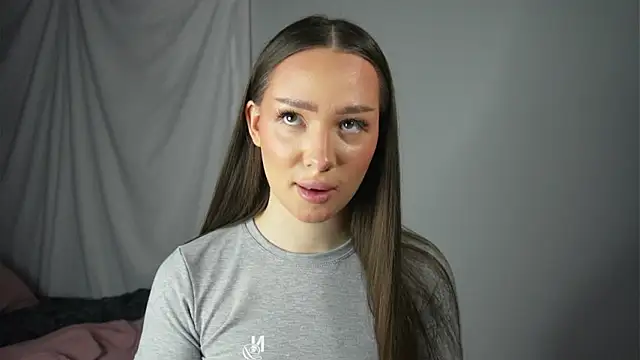 Snapshot of Murmella chatting on 02/02/26, 04:33 Murmella online show from 02/02/26, 04:33