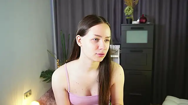 Snapshot of Murmella chatting on 03/04/26, 05:35 Murmella online show from 03/04/26, 05:35