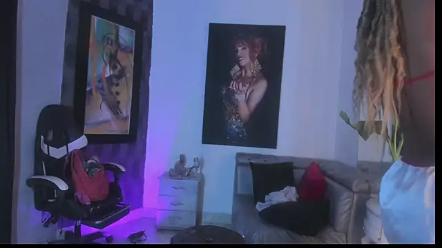 Ciara HotTs online show from 04/13/26, 11:37