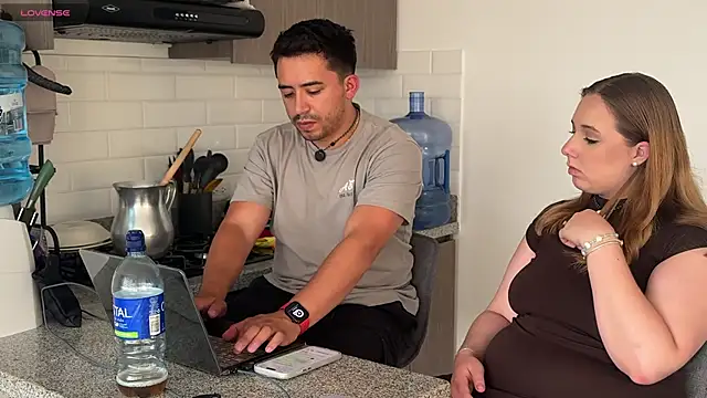 Snapshot of Sofii_n_Diego chatting on 03/02/26, 10:27 Sofii n Diego online show from 03/02/26, 10:27