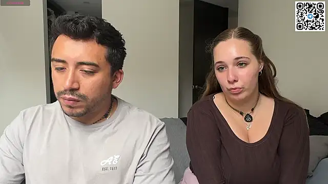 Snapshot of Sofii_n_Diego chatting on 06/28/26, 06:25 Sofii n Diego online show from 06/28/26, 06:25