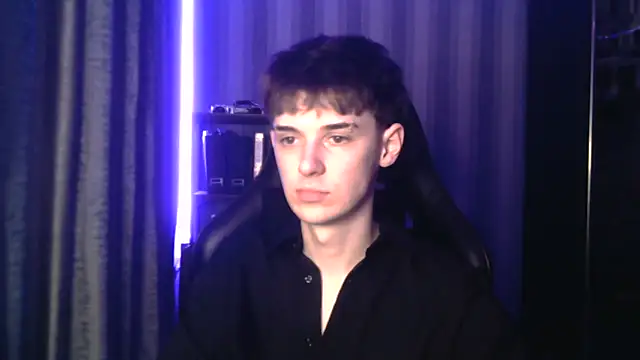 Snapshot of Sweet_Dude chatting on 02/24/26, 05:22 Sweet Dude online show from 02/24/26, 05:22