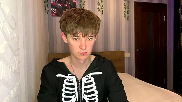 Sweet Dude online show from 04/09/26, 09:20