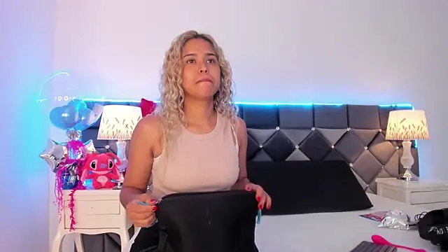 Snapshot of _Giorgiina_ chatting on 02/09/26, 12:20 Giorgiina online show from 02/09/26, 12:20