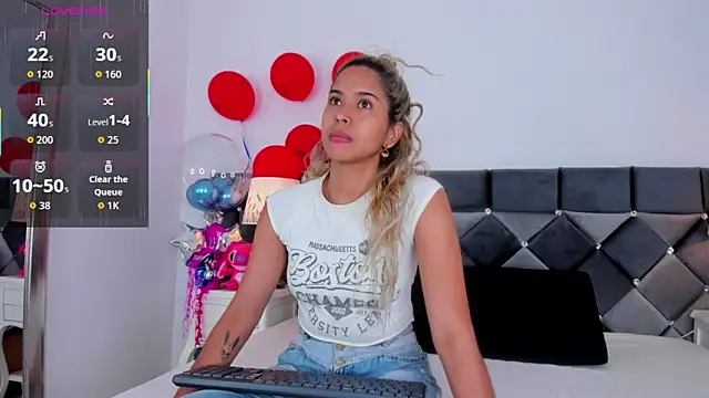 Snapshot of _Giorgiina_ chatting on 02/18/26, 12:34 Giorgiina online show from 02/18/26, 12:34