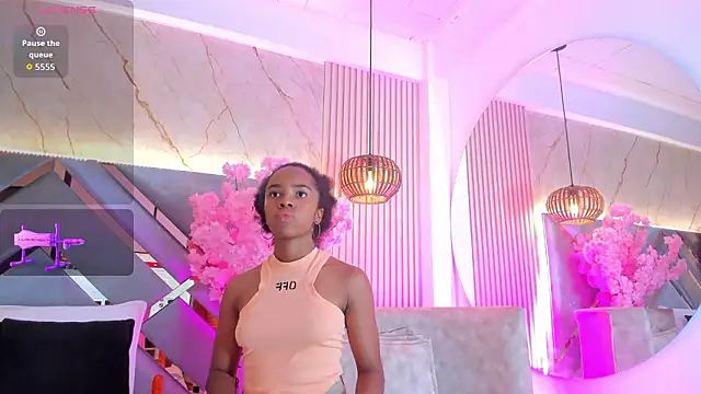 EmmaLovve online show from 02/10/26, 02:26