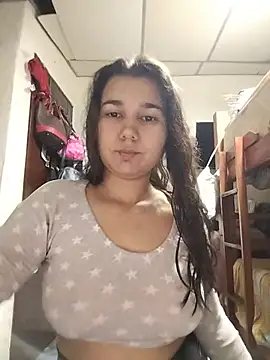 Snapshot of Merliah_1 chatting on 06/19/26, 01:04 Merliah 1 online show from 06/19/26, 01:04