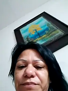 Snapshot of Dafne_77 chatting on 06/25/26, 01:26 Dafne 77 online show from 06/25/26, 01:26