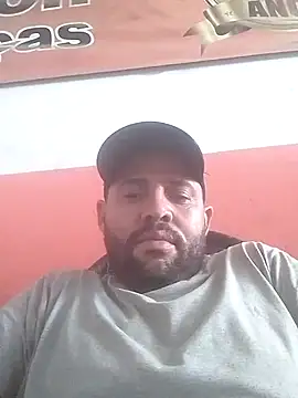 Snapshot of pau-de-ourod chatting on 04/14/26, 05:41 pau-de-ourod online show from 04/14/26, 05:41