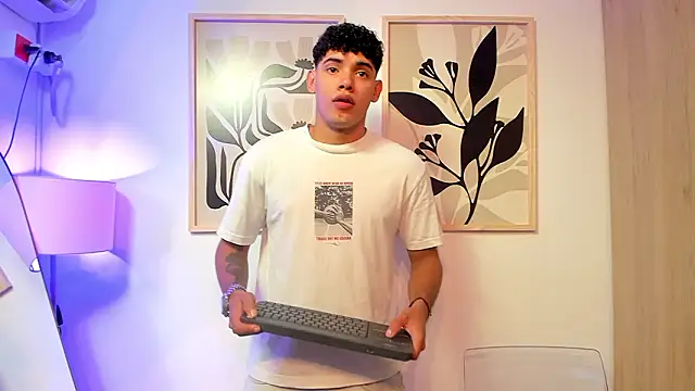 justin payn14 online show from 03/13/26, 03:29