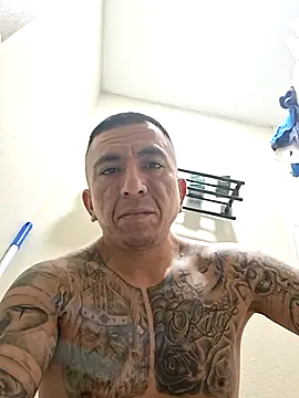 bigbooietx online show from 04/20/26, 01:08