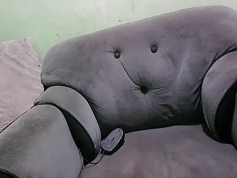 Snapshot of hot_pilipina25xxx chatting on 04/08/26, 01:05 hot pilipina25xxx online show from 04/08/26, 01:05