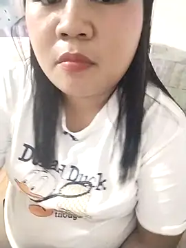 Snapshot of biggbooty15 chatting on 02/05/26, 01:16 biggbooty15 online show from 02/05/26, 01:16