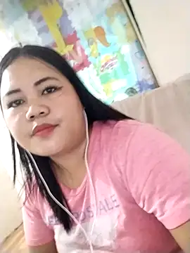 Snapshot of biggbooty15 chatting on 02/07/26, 03:32 biggbooty15 online show from 02/07/26, 03:32