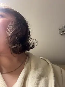 Snapshot of RussianBetty chatting on 02/05/26, 02:05 RussianBetty online show from 02/05/26, 02:05