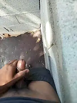 Leoh28 online show from 04/15/26, 02:24