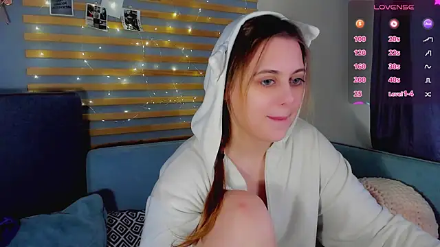 Snapshot of Alice_Wanderr chatting on 03/02/26, 05:08 Alice Wanderr online show from 03/02/26, 05:08