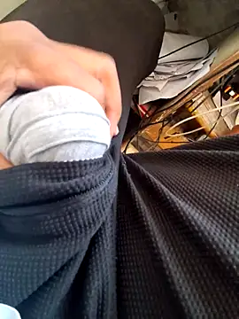 Snapshot of hot---boy1 chatting on 02/18/26, 05:47 hot---boy1 online show from 02/18/26, 05:47