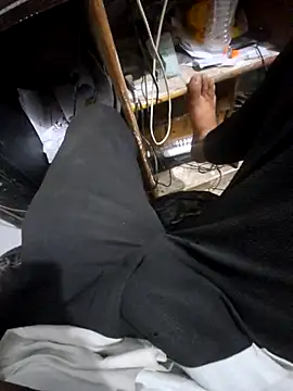 Snapshot of hot---boy1 chatting on 02/23/26, 03:31 hot---boy1 online show from 02/23/26, 03:31