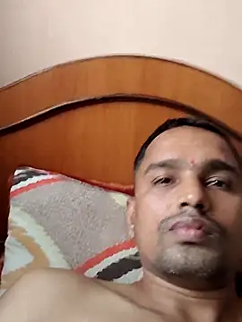 Mumbai handsom92 online show from 02/05/26, 05:23