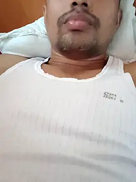 Mumbai handsom92 online show from 02/15/26, 08:13