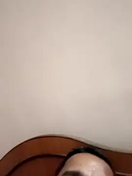 Mumbai handsom92 online show from 02/16/26, 04:47