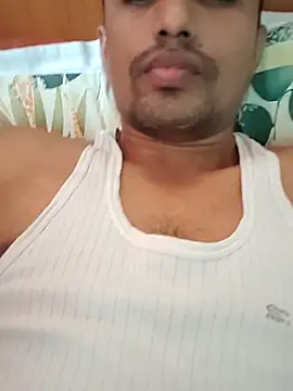 Mumbai handsom92 online show from 04/14/26, 09:26